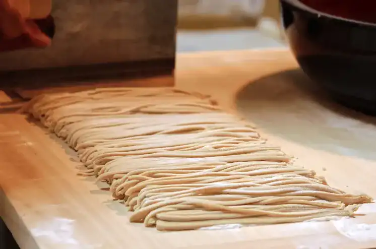 蕎麦打ち体験の様子